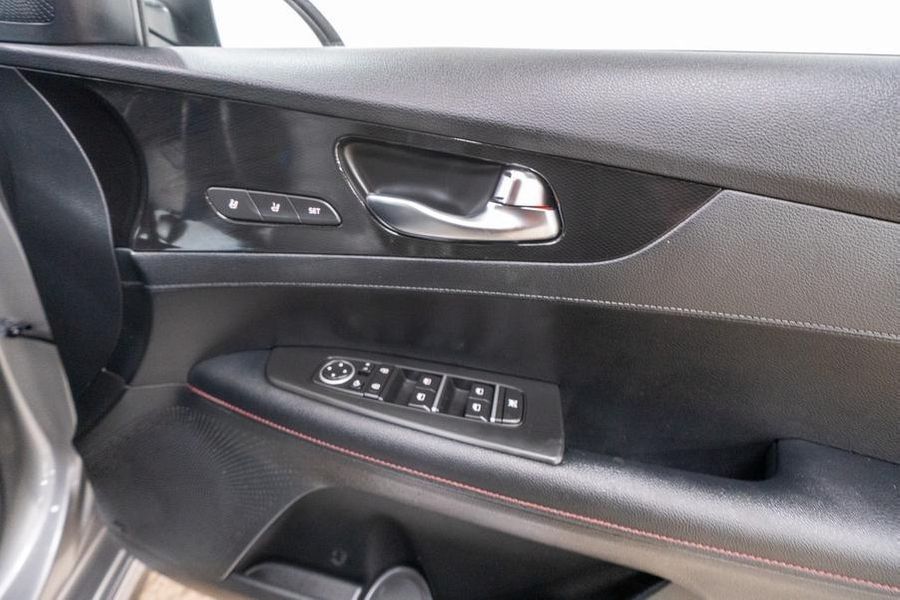 2024 Kia Cerato GT Auto MY24 Photo 16