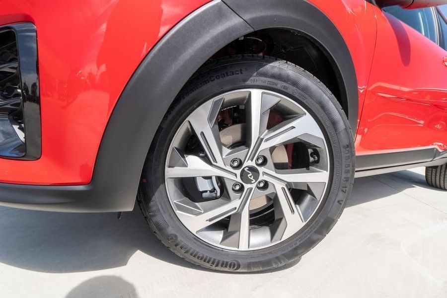 2025 Kia Stonic GT-Line Auto FWD MY25 Photo 2