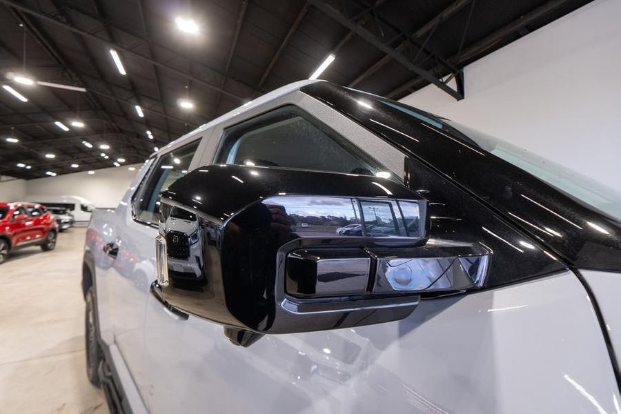 2025 LDV Terron 9 Origin Auto AWD Dual Cab Photo 10