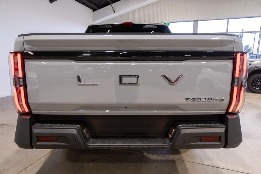 2025 LDV Terron 9 Origin Auto AWD Dual Cab Photo 6