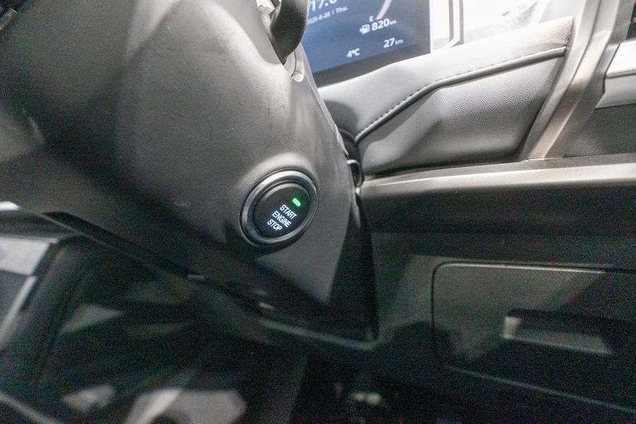 2025 LDV Terron 9 Origin Auto AWD Dual Cab Photo 32