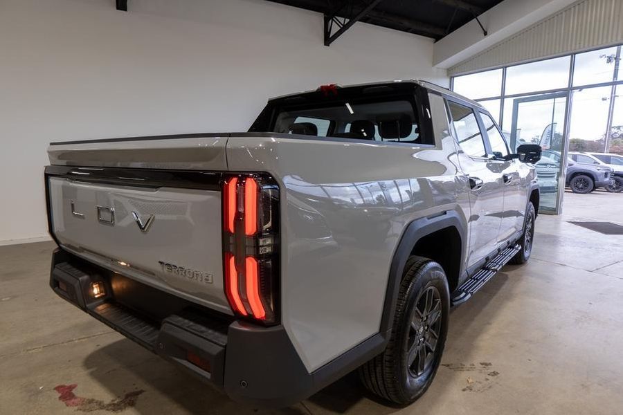 2025 LDV Terron 9 Origin Auto AWD Dual Cab Photo 7