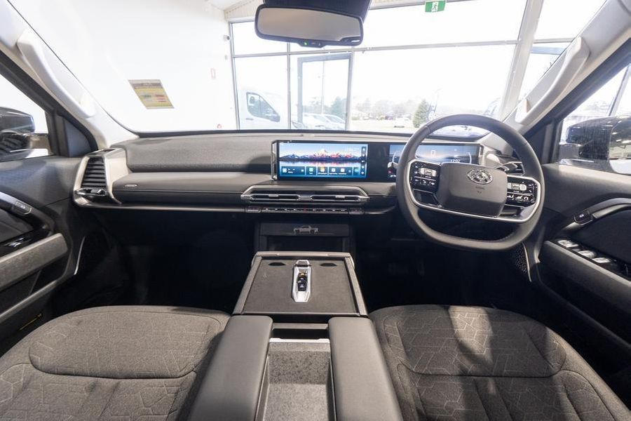 2025 LDV Terron 9 Origin Auto AWD Dual Cab Photo 19