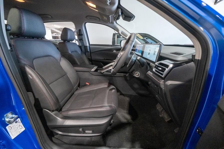 2025 LDV T60 Max PLUS Auto 4x4 MY25 Dual Cab Photo 16