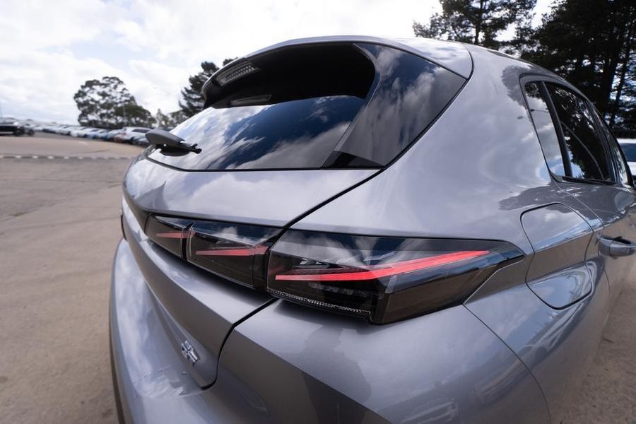 2025 Peugeot 308 GT Hybrid Auto MY25 Photo 11