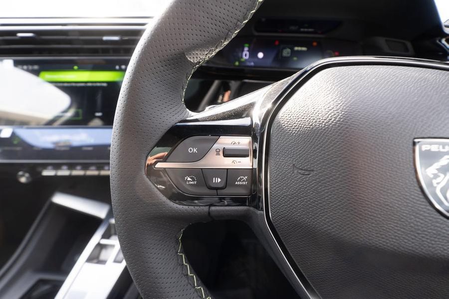 2025 Peugeot 308 GT Hybrid Auto MY25 Photo 26