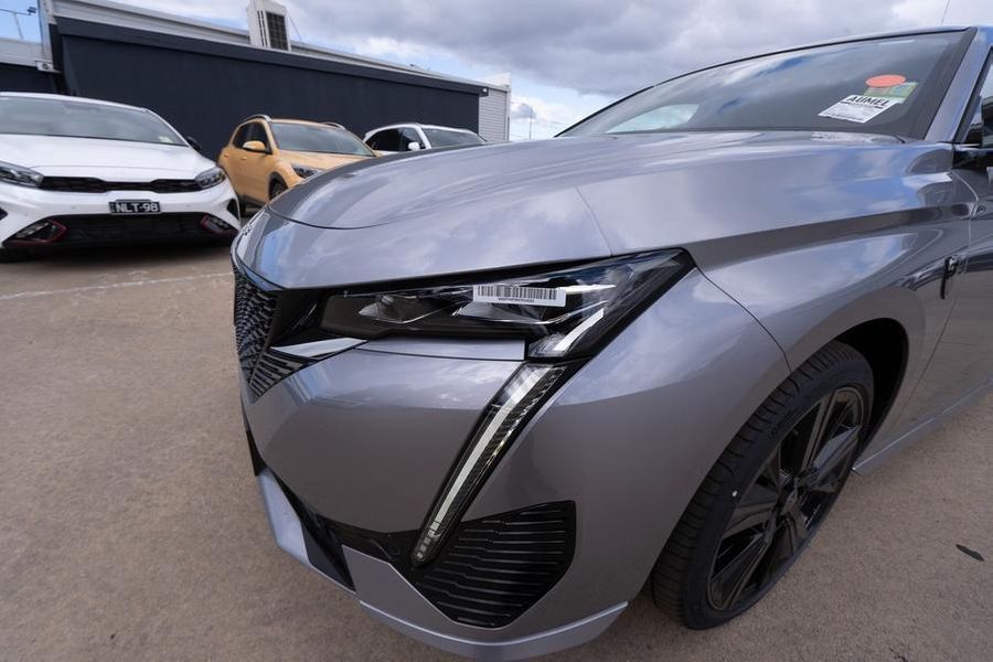 2025 Peugeot 308 GT Hybrid Auto MY25 Photo 10