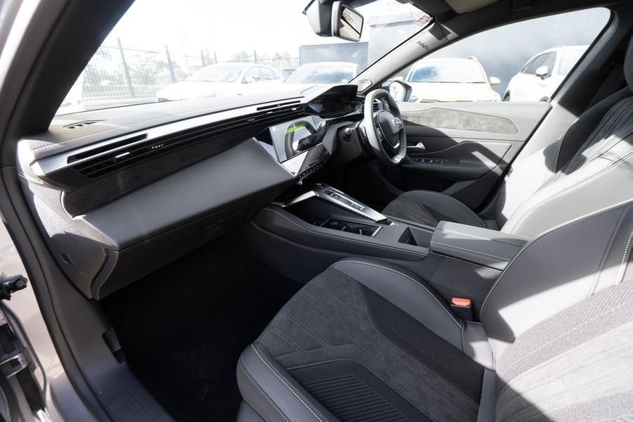 2025 Peugeot 308 GT Hybrid Auto MY25 Photo 24