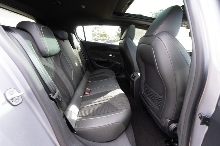 2025 Peugeot 308 GT Hybrid Auto MY25 Photo 17