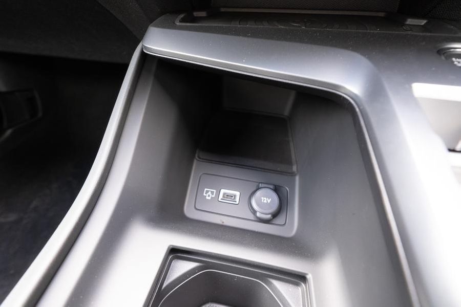 2025 Peugeot 308 GT Hybrid Auto MY25 Photo 31