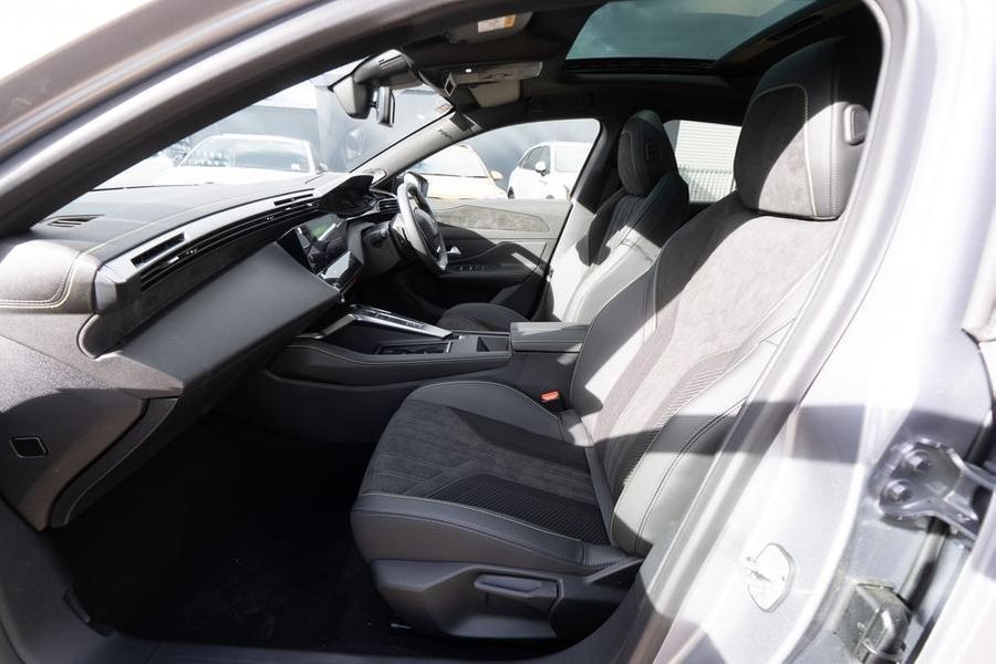2025 Peugeot 308 GT Hybrid Auto MY25 Photo 23