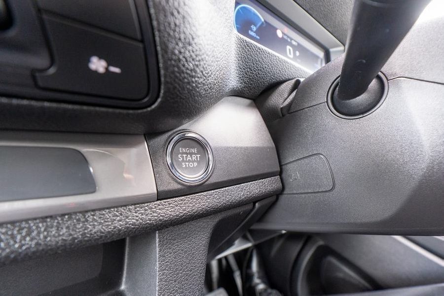 2025 Peugeot Expert Premium SWB Auto Photo 25