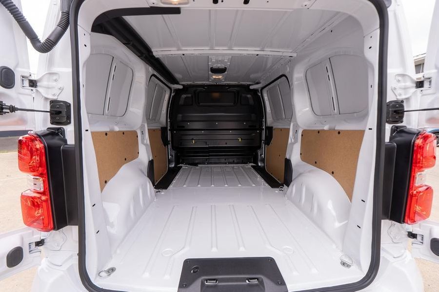 2025 Peugeot Expert Premium SWB Auto Photo 16