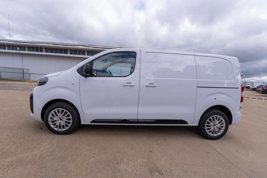 2025 Peugeot Expert Premium SWB Auto Photo 4