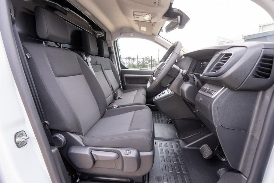 2025 Peugeot Expert Premium SWB Auto Photo 13