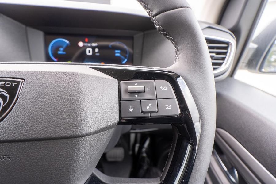 2025 Peugeot Expert Premium SWB Auto Photo 22