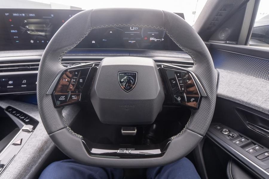 2024 Peugeot 3008 GT Premium Hybrid Auto MY25 Photo 28