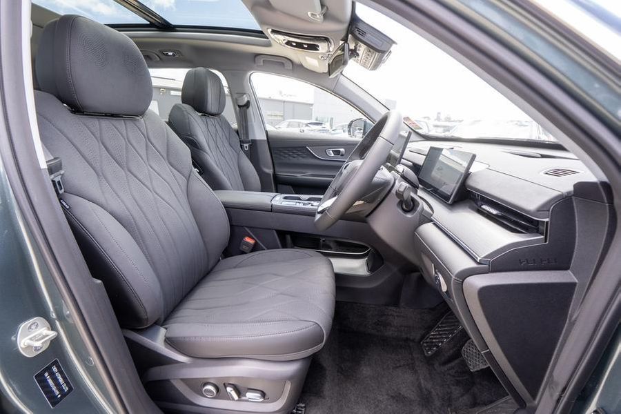 2025 Chery Tiggo 8 Super Hybrid Ultimate Auto MY26 Photo 16