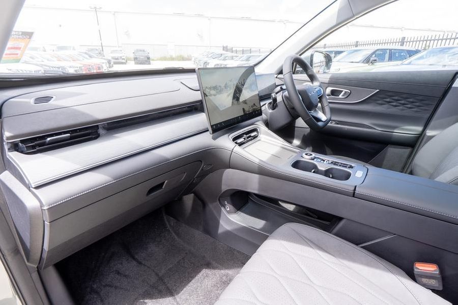 2025 Chery Tiggo 8 Super Hybrid Ultimate Auto MY26 Photo 27
