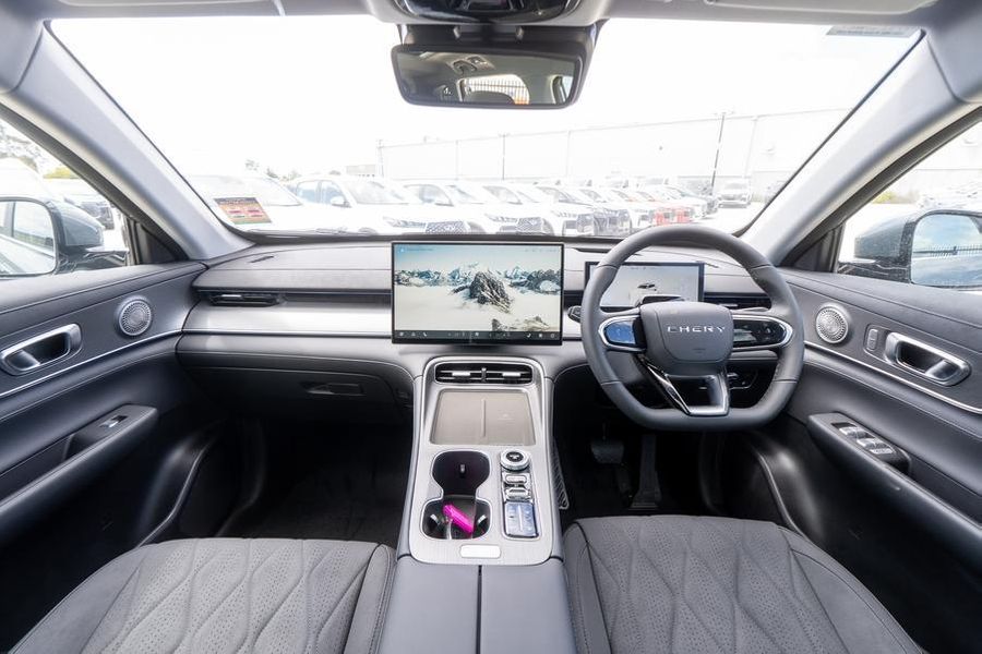 2025 Chery Tiggo 8 Super Hybrid Ultimate Auto MY26 Photo 21