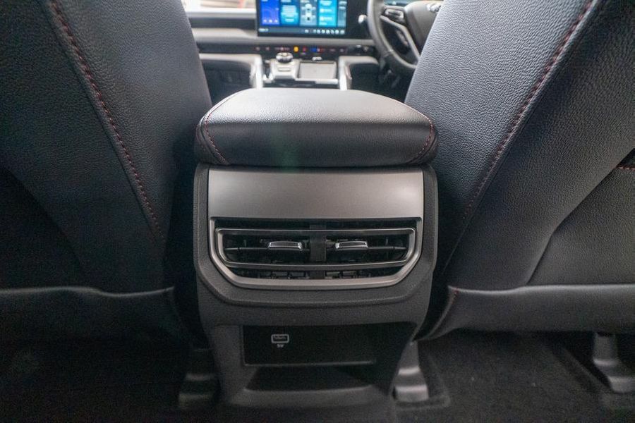 2025 LDV T60 Max PLUS Auto 4x4 MY25 Dual Cab Photo 18