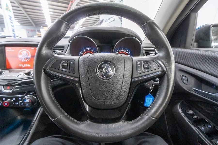 2015 Holden Commodore SV6 VF Auto MY15 Photo 22