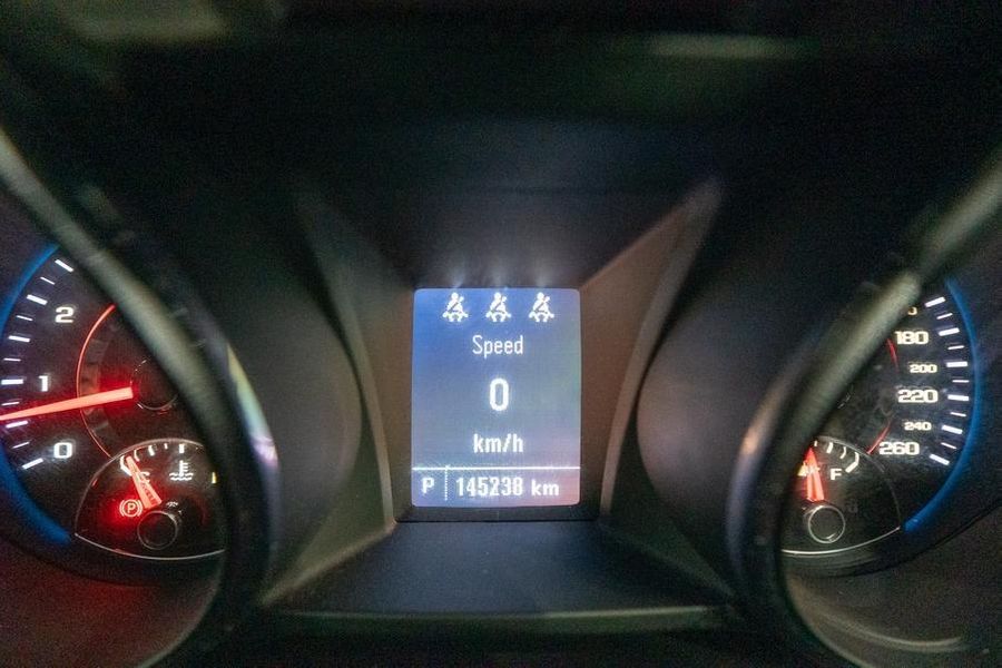 2015 Holden Commodore SV6 VF Auto MY15 Photo 25