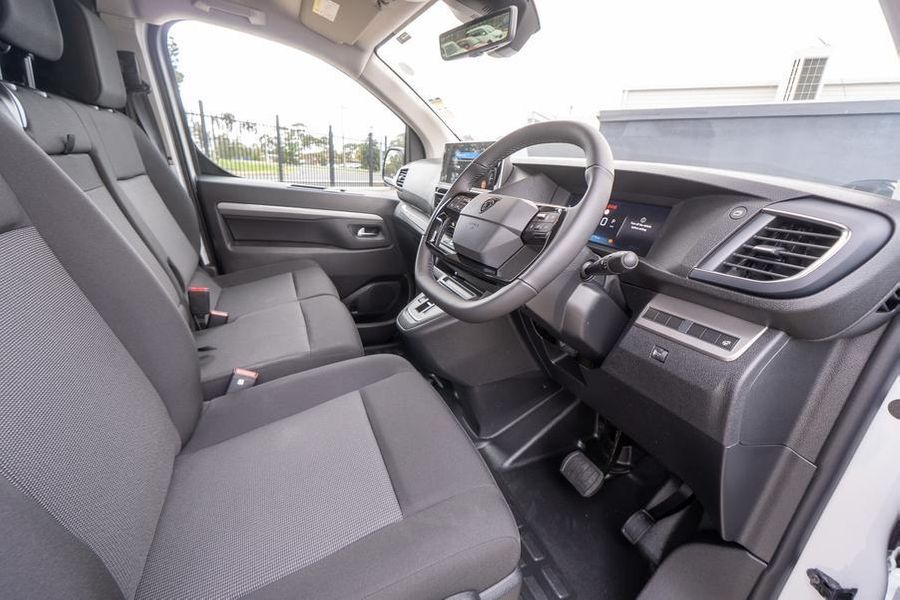 2025 Peugeot Expert Premium Long Auto Photo 13