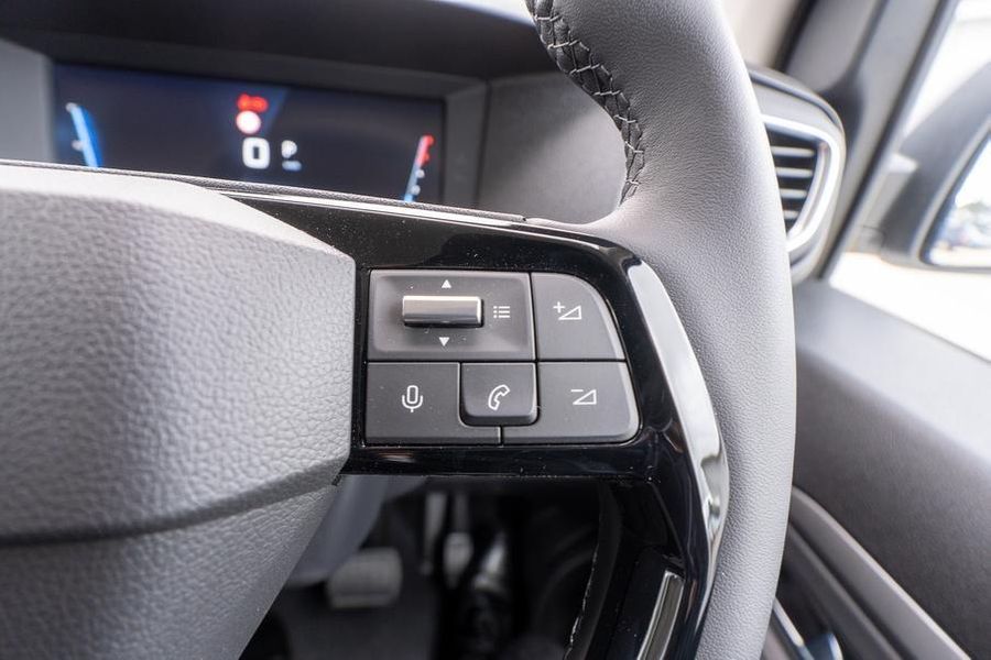2025 Peugeot Expert Premium Long Auto Photo 23
