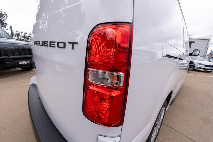 2025 Peugeot Expert Premium Long Auto Photo 10