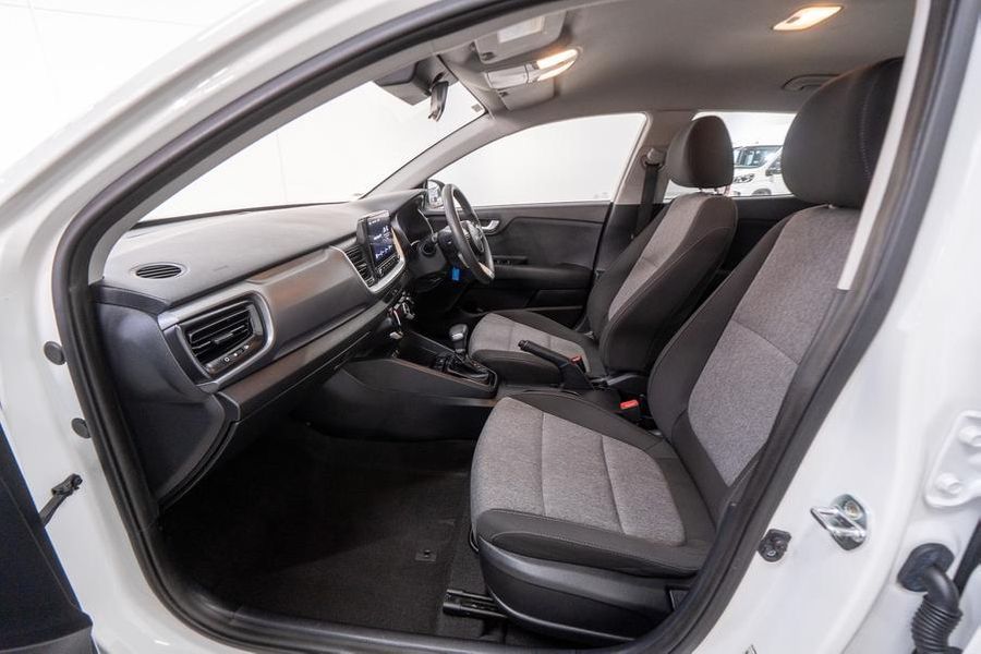 2021 Kia Stonic S Auto FWD MY21 Photo 18
