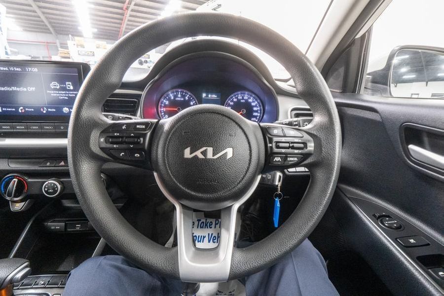 2021 Kia Stonic S Auto FWD MY21 Photo 20