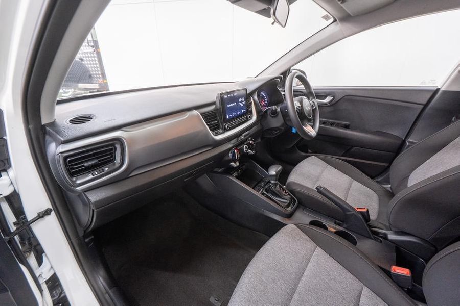2021 Kia Stonic S Auto FWD MY21 Photo 19