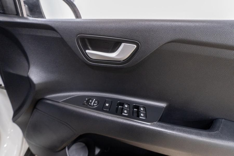 2021 Kia Stonic S Auto FWD MY21 Photo 13