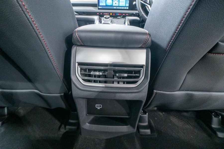 2025 LDV T60 Max PLUS Auto 4x4 MY25 Dual Cab Photo 21