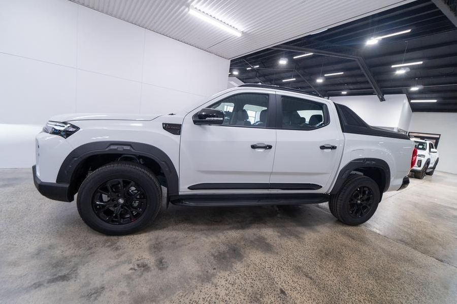 2025 LDV T60 Max PLUS Auto 4x4 MY25 Dual Cab Photo 4