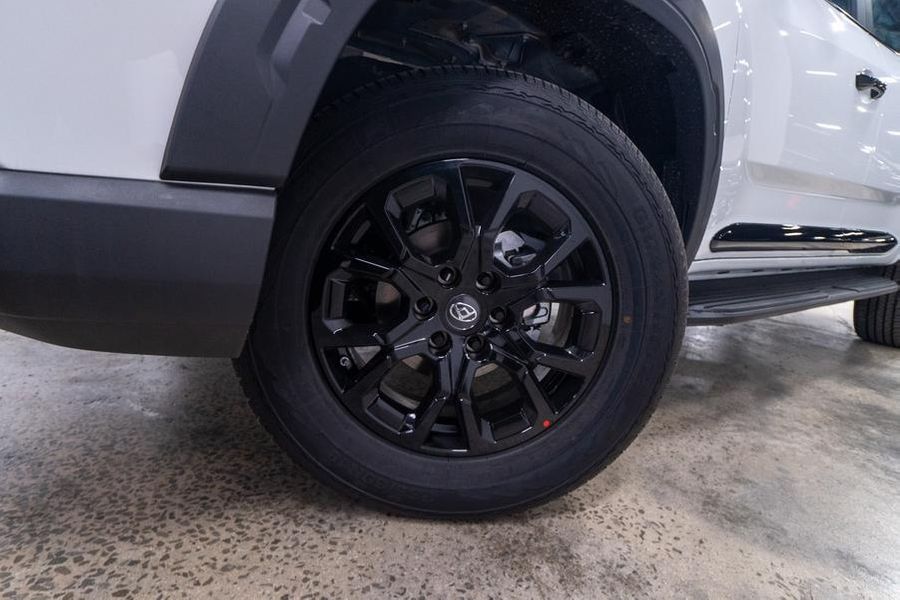 2025 LDV T60 Max PLUS Auto 4x4 MY25 Dual Cab Photo 2