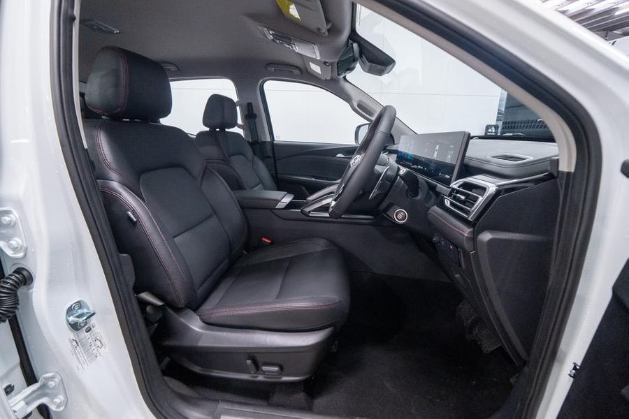 2025 LDV T60 Max PLUS Auto 4x4 MY25 Dual Cab Photo 16