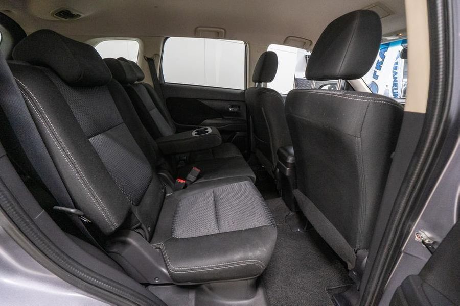 2016 Mitsubishi Outlander LS ZK Auto 2WD MY17 Photo 17