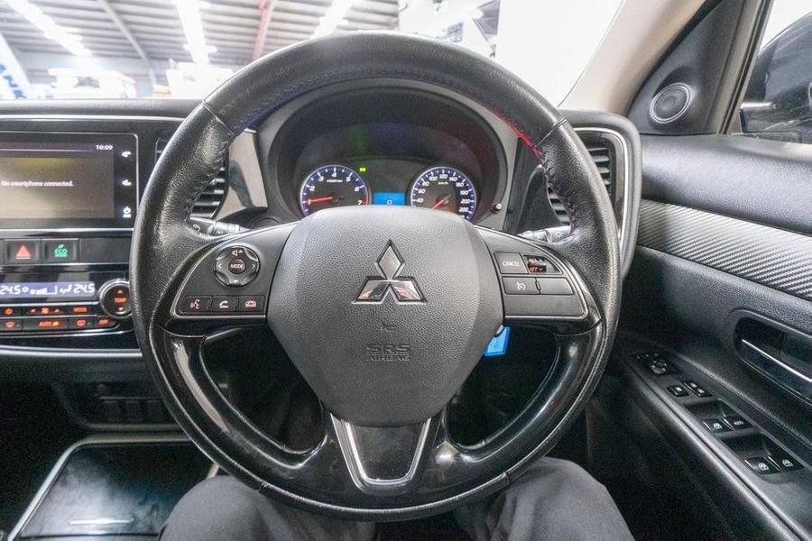2016 Mitsubishi Outlander LS ZK Auto 2WD MY17 Photo 23