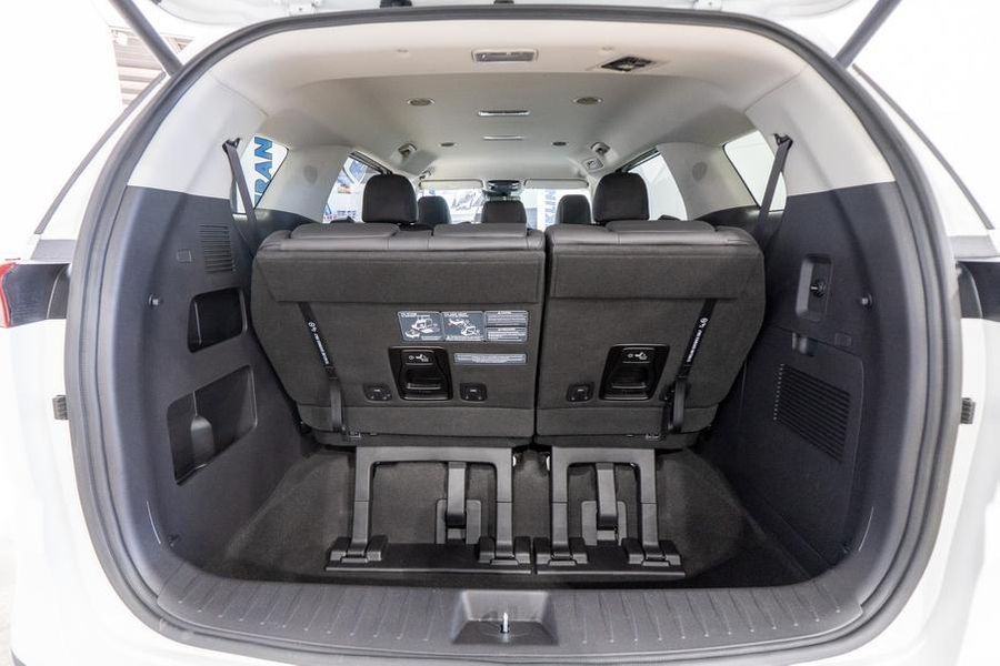 2023 Kia Carnival SLi Auto MY23 Photo 15