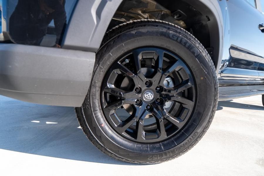2025 LDV T60 Max PLUS Auto 4x4 MY25 Dual Cab Photo 2