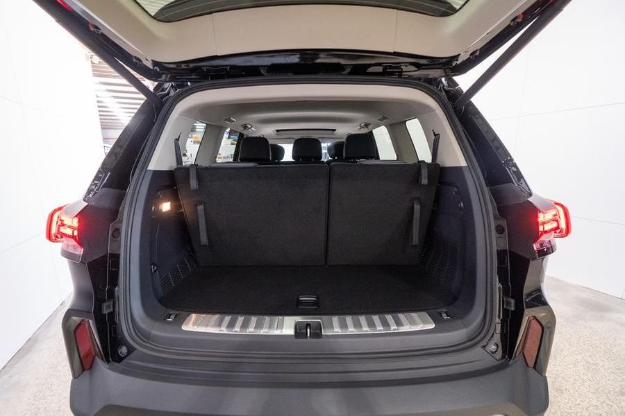 2025 LDV D90 Executive Auto 4x4 MY25 Photo 21
