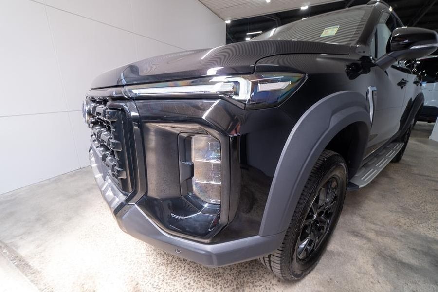 2025 LDV D90 Executive Auto 4x4 MY25 Photo 10