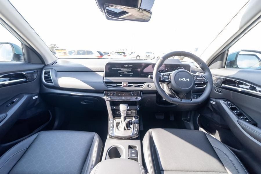 2025 Kia Seltos GT-Line Auto AWD MY26 Photo 17