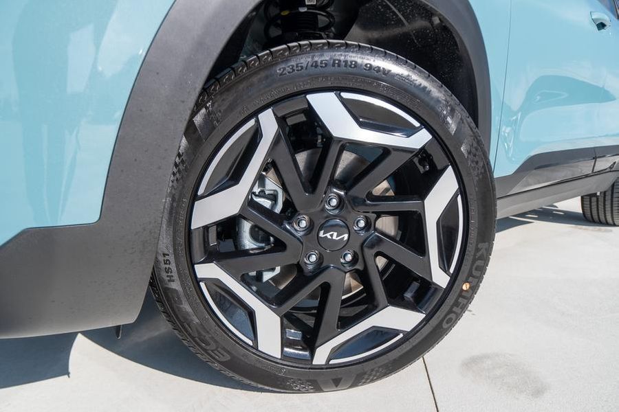 2025 Kia Seltos GT-Line Auto AWD MY26 Photo 2