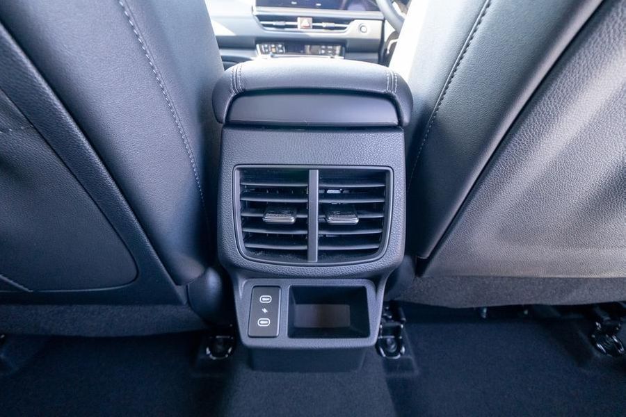 2025 Kia Seltos GT-Line Auto AWD MY26 Photo 16