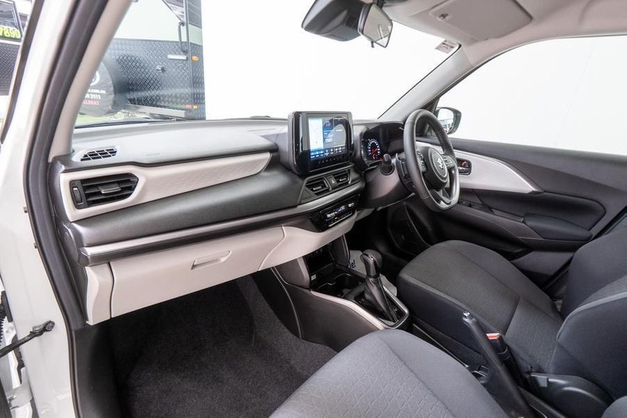 2024 Suzuki Swift GLX Turbo Auto Photo 22