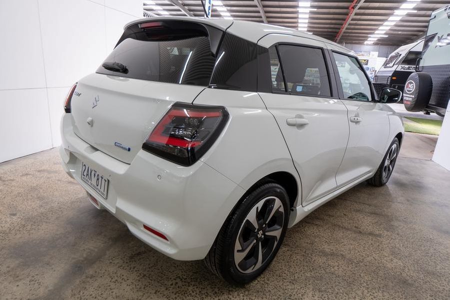 2024 Suzuki Swift GLX Turbo Auto Photo 6