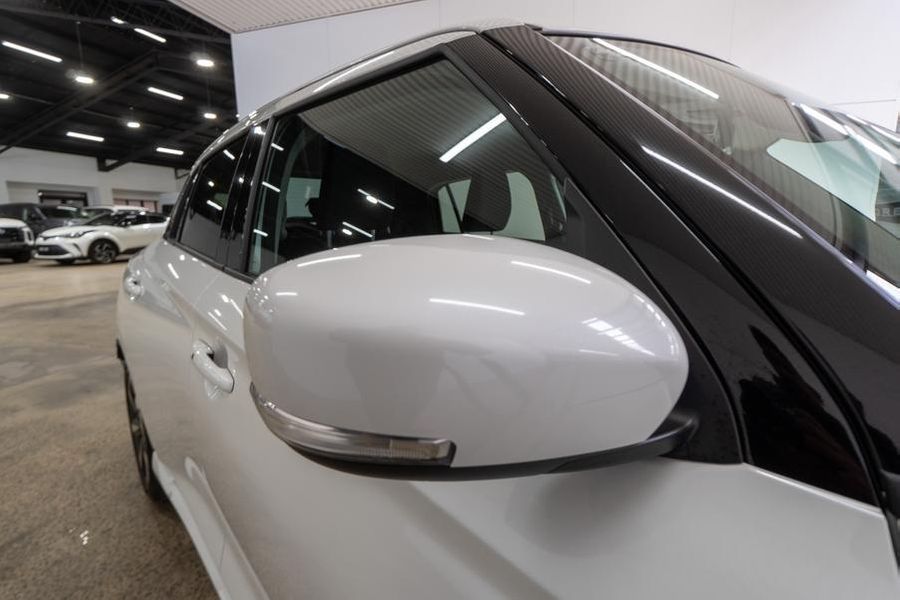 2024 Suzuki Swift GLX Turbo Auto Photo 9